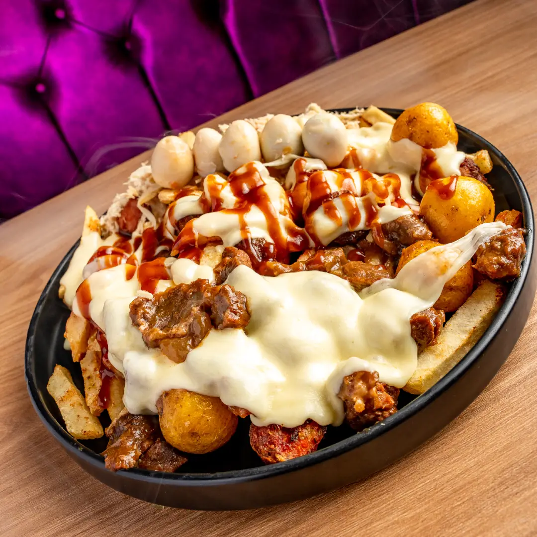 Salchipapa mixto